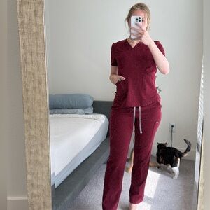 Mediclo scrub top and bottom